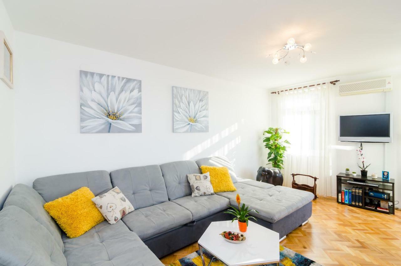 Sun City Apartment Dubrovnik Exteriör bild