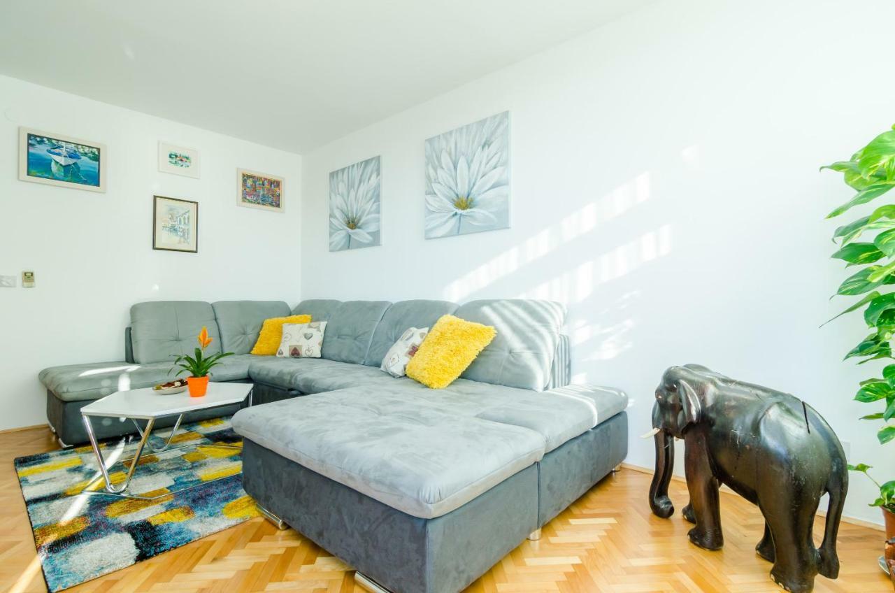 Sun City Apartment Dubrovnik Exteriör bild